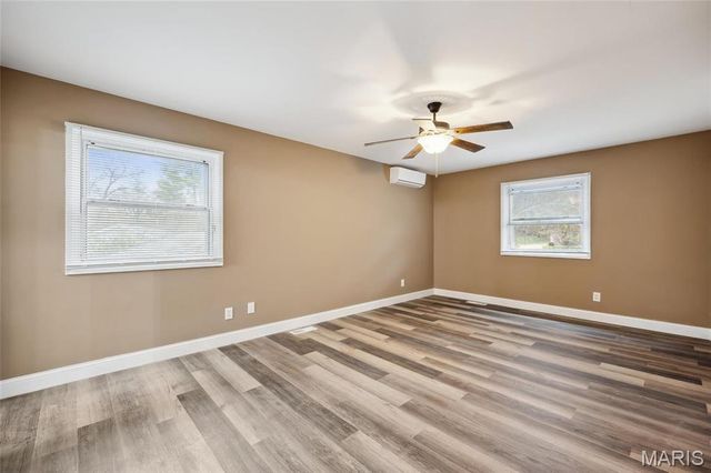 15 Chamblee Lane, St Louis, MO 63141