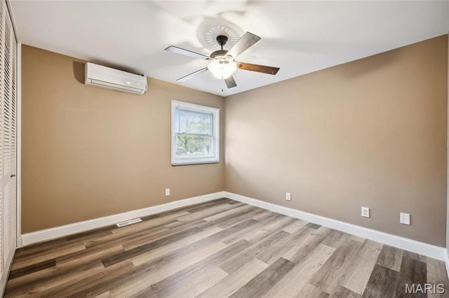 15 Chamblee Lane, St Louis, MO 63141
