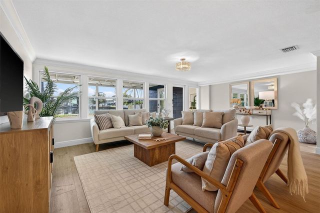 4790 VENETIAN BOULEVARD NE, St Petersburg, FL 33703