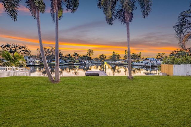 4790 VENETIAN BOULEVARD NE, St Petersburg, FL 33703