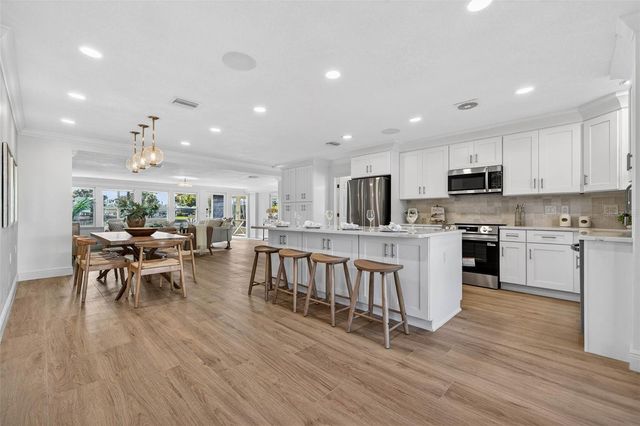 4790 VENETIAN BOULEVARD NE, St Petersburg, FL 33703