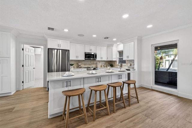 4790 VENETIAN BOULEVARD NE, St Petersburg, FL 33703