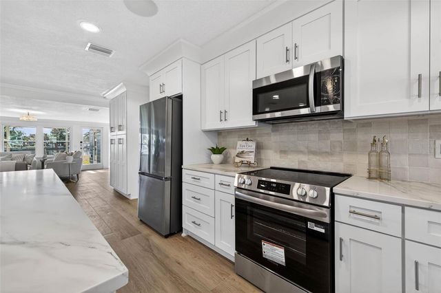 4790 VENETIAN BOULEVARD NE, St Petersburg, FL 33703