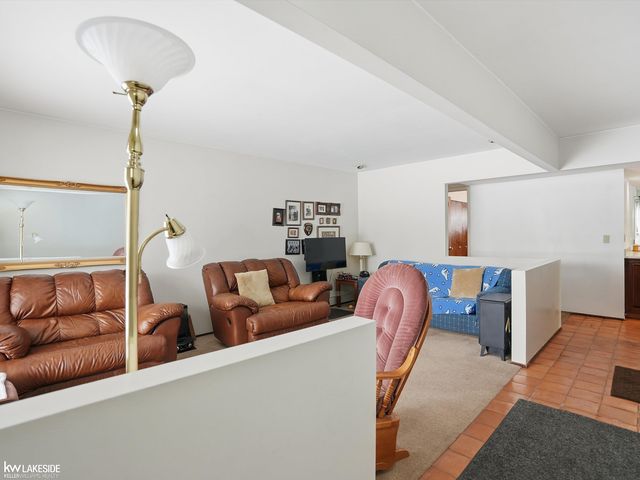 1291 Ashley Drive, Troy, MI 48085