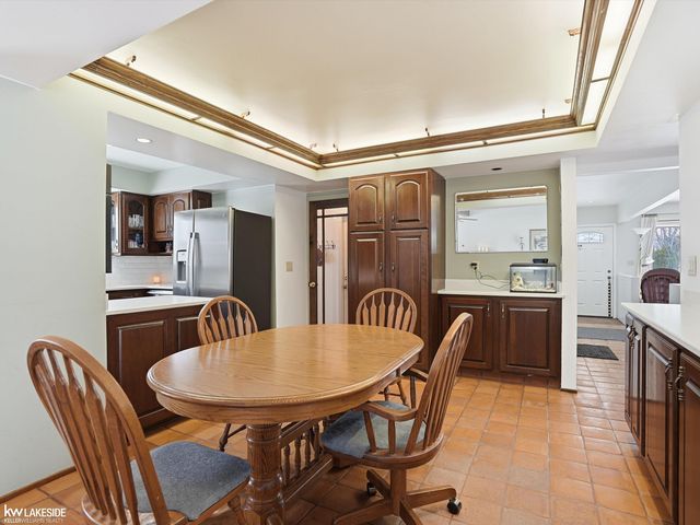 1291 Ashley Drive, Troy, MI 48085