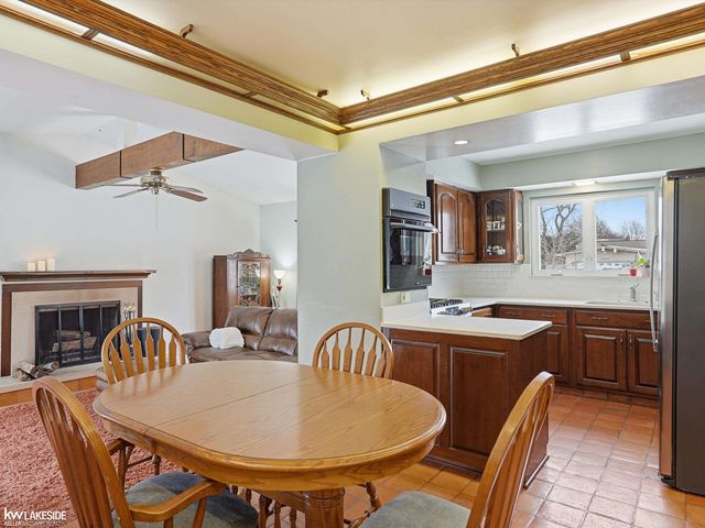 1291 Ashley Drive, Troy, MI 48085