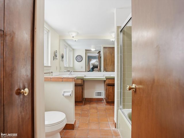 1291 Ashley Drive, Troy, MI 48085