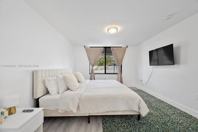 11730 NW 3rd Ave, Miami, FL 33168