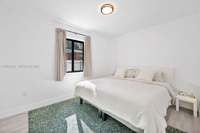 11730 NW 3rd Ave, Miami, FL 33168