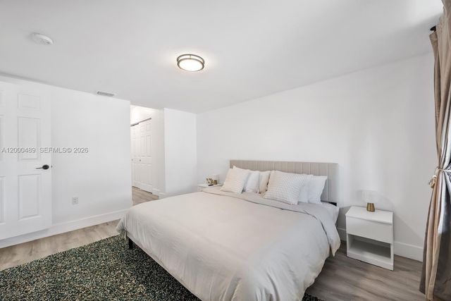 11730 NW 3rd Ave, Miami, FL 33168