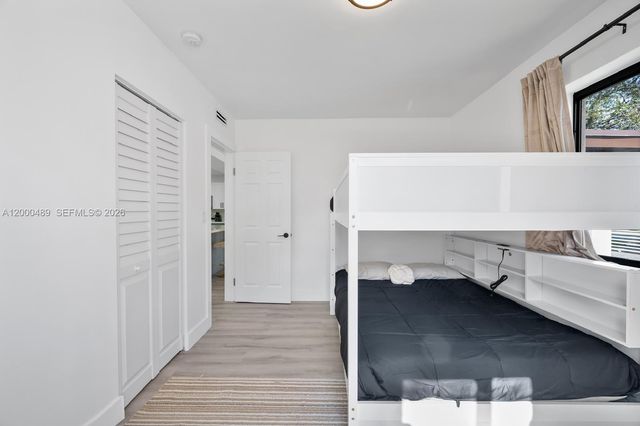 11730 NW 3rd Ave, Miami, FL 33168