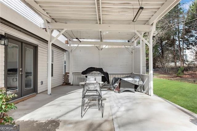 4132 Edenbrooke Circle, Loganville, GA 30052