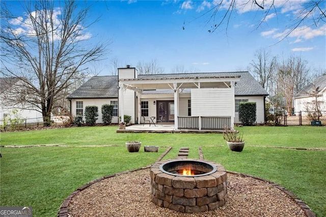 4132 Edenbrooke Circle, Loganville, GA 30052