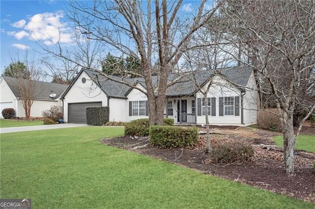 4132 Edenbrooke Circle, Loganville, GA 30052