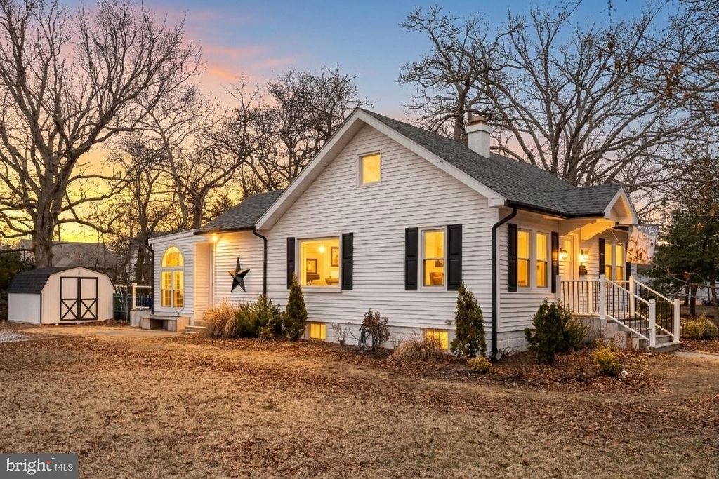 708 3RD ST S, Millville, NJ 08332