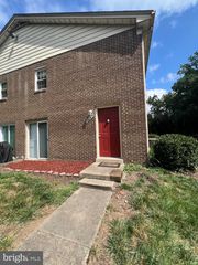 9647 HAGEL CIR #30/C, Lorton, VA 22079