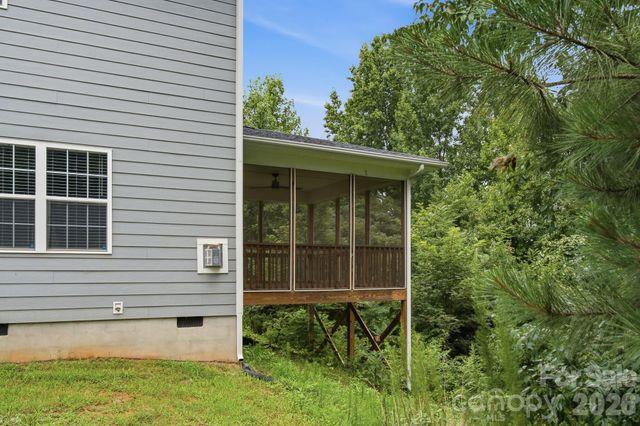 123 Bunker Hill Lane, Statesville, NC 28677
