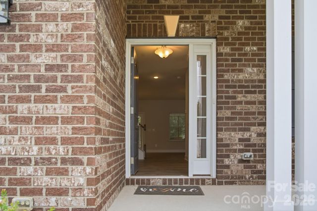 123 Bunker Hill Lane, Statesville, NC 28677