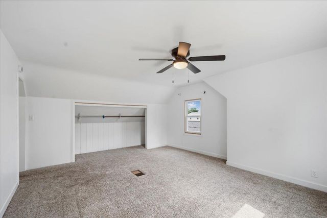 2215 Falls Avenue, Waterloo, IA 50701