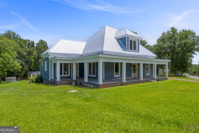 263 General Daniel Avenue S, Danielsville, GA 30633