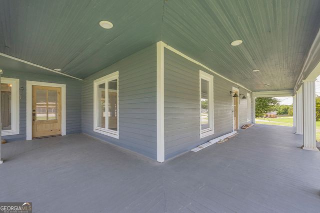 263 General Daniel Avenue S, Danielsville, GA 30633