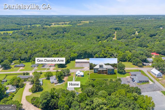 263 General Daniel Avenue S, Danielsville, GA 30633