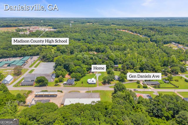 263 General Daniel Avenue S, Danielsville, GA 30633