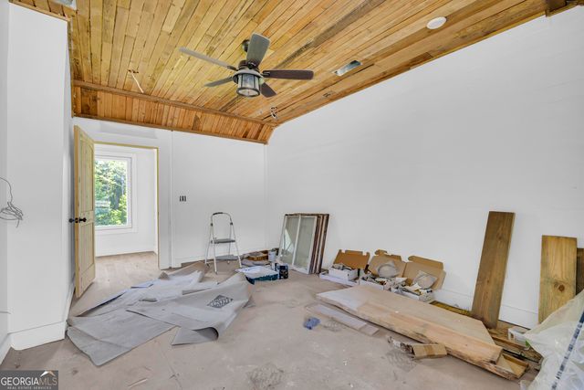 263 General Daniel Avenue S, Danielsville, GA 30633