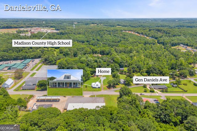 263 General Daniel Avenue S, Danielsville, GA 30633