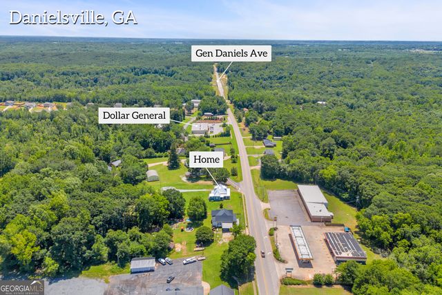 263 General Daniel Avenue S, Danielsville, GA 30633