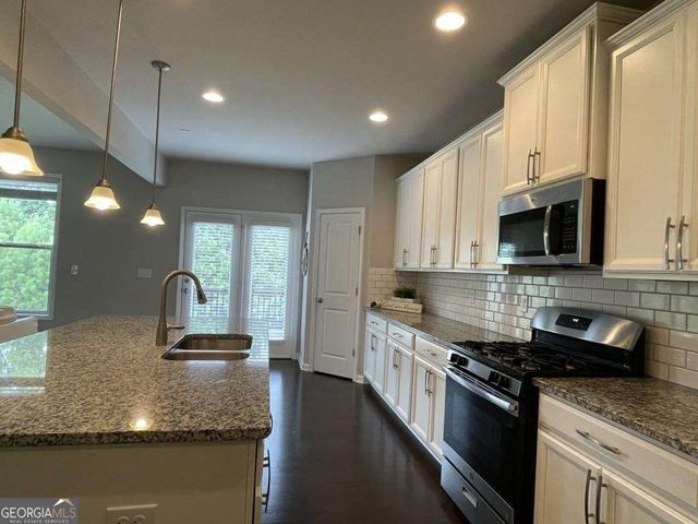 2415 Matlin Way, Buford, GA 30519