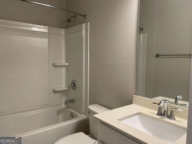 2415 Matlin Way, Buford, GA 30519