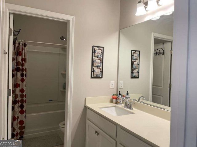 2415 Matlin Way, Buford, GA 30519