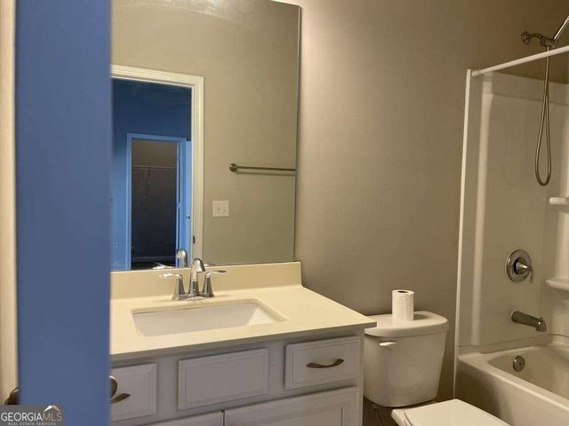 2415 Matlin Way, Buford, GA 30519