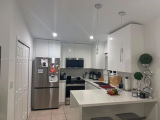 945 NE 33rd Terrace 201, Homestead, FL 33033