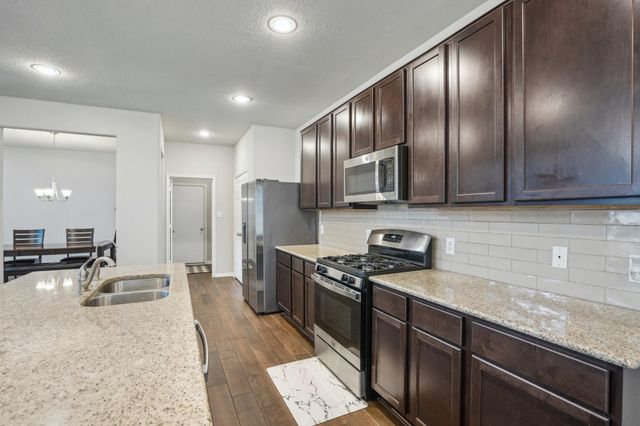 3323 Fogmist Drive, Rosenberg, TX 77471