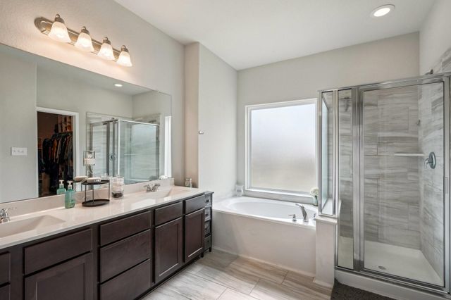 3323 Fogmist Drive, Rosenberg, TX 77471