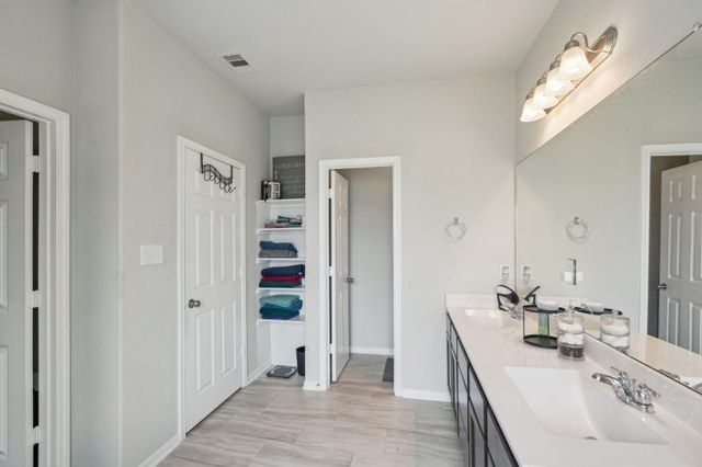 3323 Fogmist Drive, Rosenberg, TX 77471