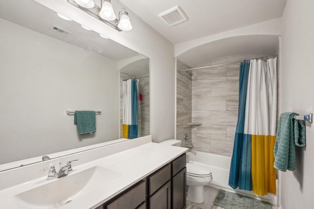 3323 Fogmist Drive, Rosenberg, TX 77471