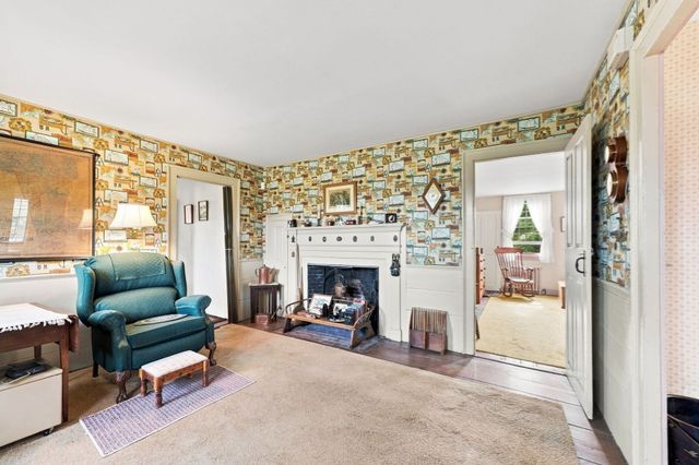 478 Neck Road, Rochester, MA 02770