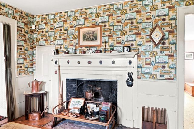 478 Neck Road, Rochester, MA 02770