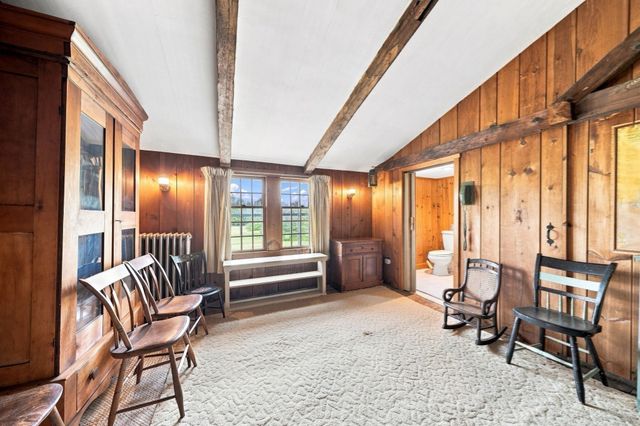 478 Neck Road, Rochester, MA 02770