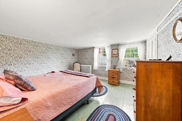 478 Neck Road, Rochester, MA 02770