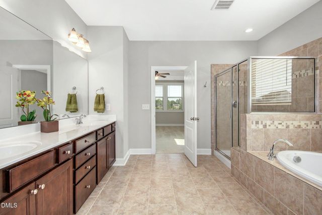 2204 Stillness Pond Lane, Apex, NC 27539