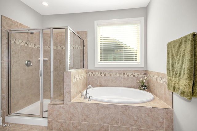 2204 Stillness Pond Lane, Apex, NC 27539