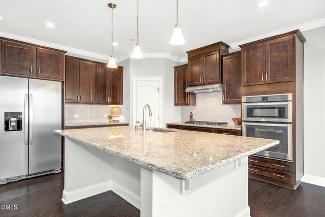 2204 Stillness Pond Lane, Apex, NC 27539