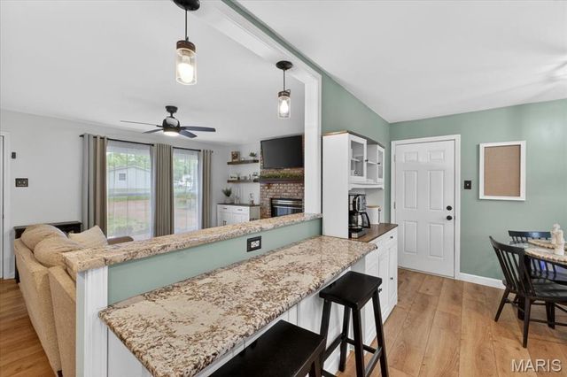 303 Ranch Drive, Manchester, MO 63011