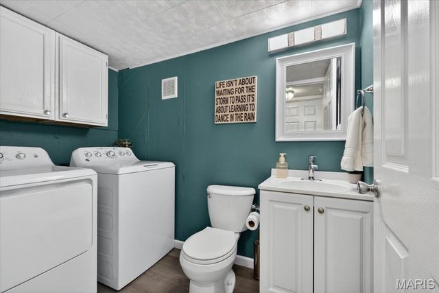 303 Ranch Drive, Manchester, MO 63011