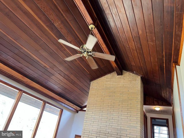 102 OAK DR, Annapolis, MD 21403