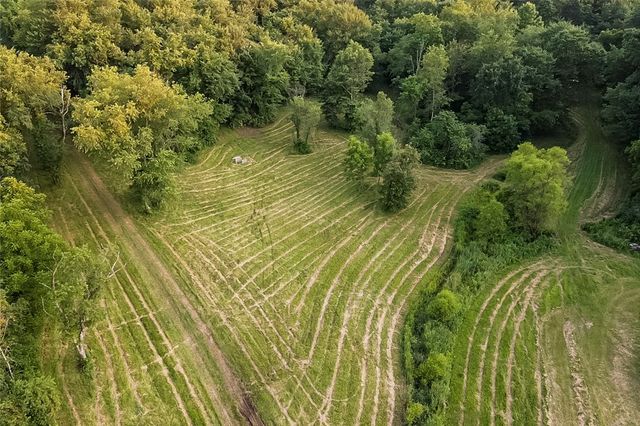 221 Mccaughtry Run Rd, Darlngtn Twp, PA 16115